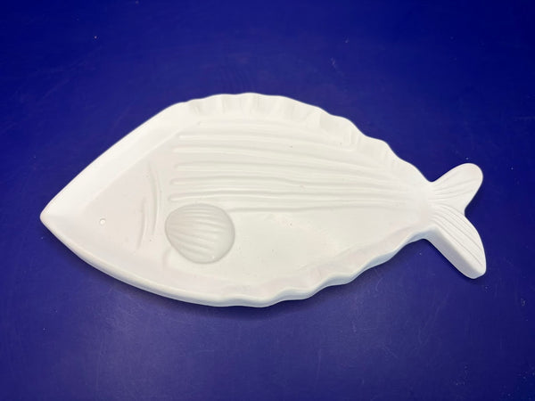 Fischtablett aus Gießkeramik – handgegossen & maritim dekorativ-kleines Mitbringsel